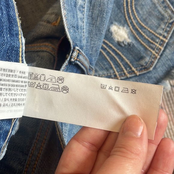 Hollister Festival Ripped Jean Shorts - Picture 5 of 5